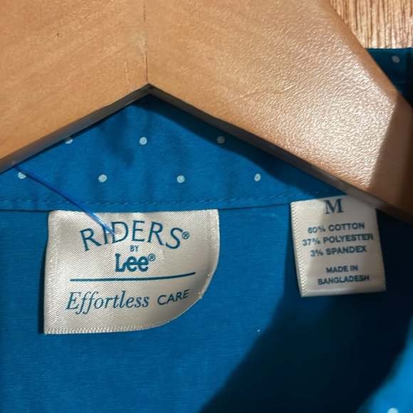 •LEE•RIDERS BLUE & WHITE POLKA DOT TAILORED SLEEVELESS BLOUSE SIZE MEDIUM - Picture 4 of 7